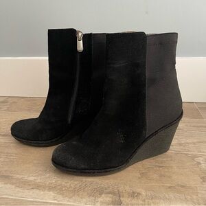 Adrienne Vittadini Black Suede Ankle Booties
